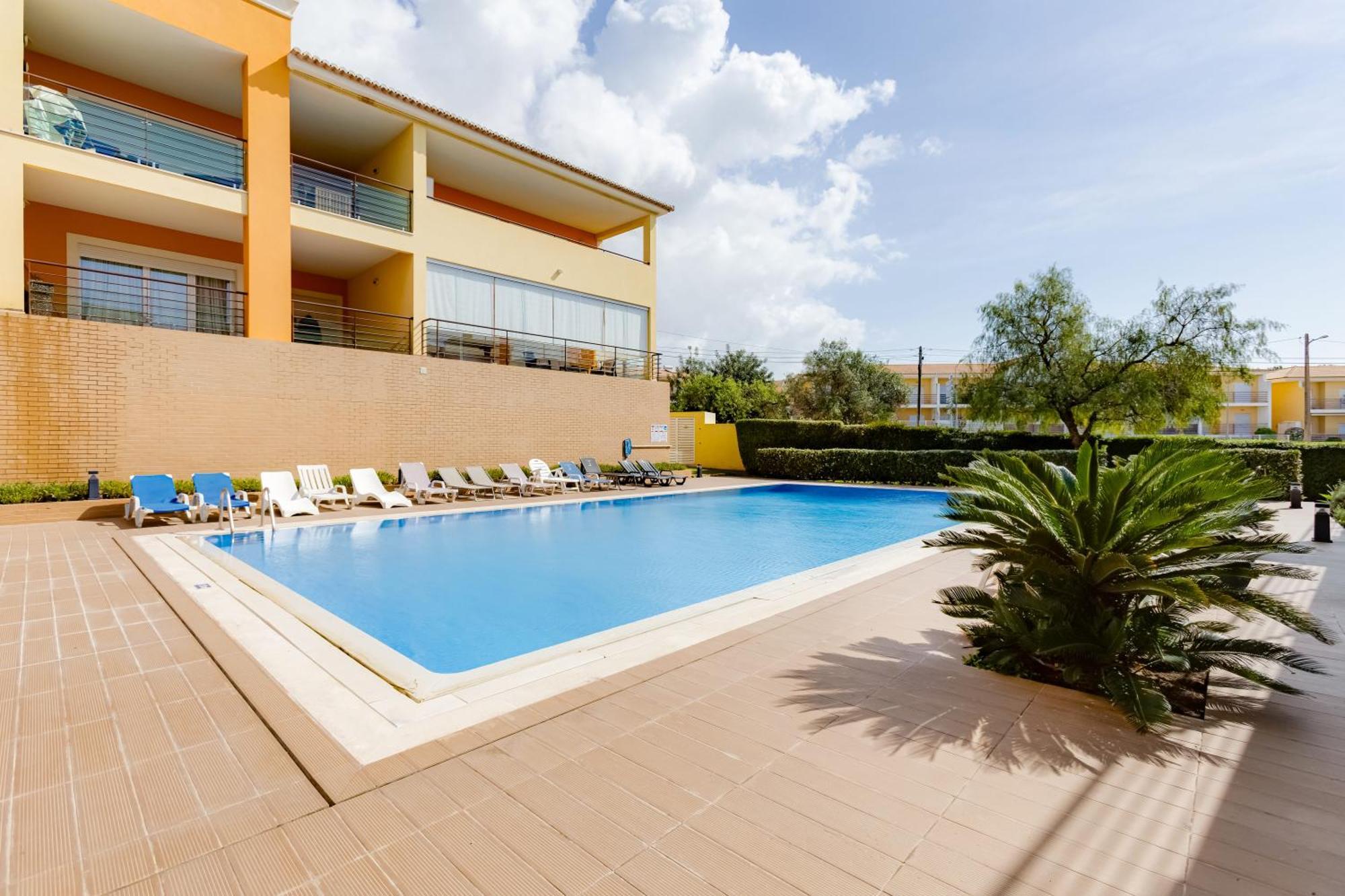 The Village - Apart Para 6 Com Ac, Garagem E Piscina, A Poucos Min Da Gale Albufeira Eksteriør billede